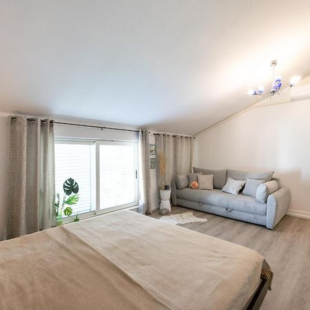 Apartmant With Pool 8 Каштела Екстер'єр фото