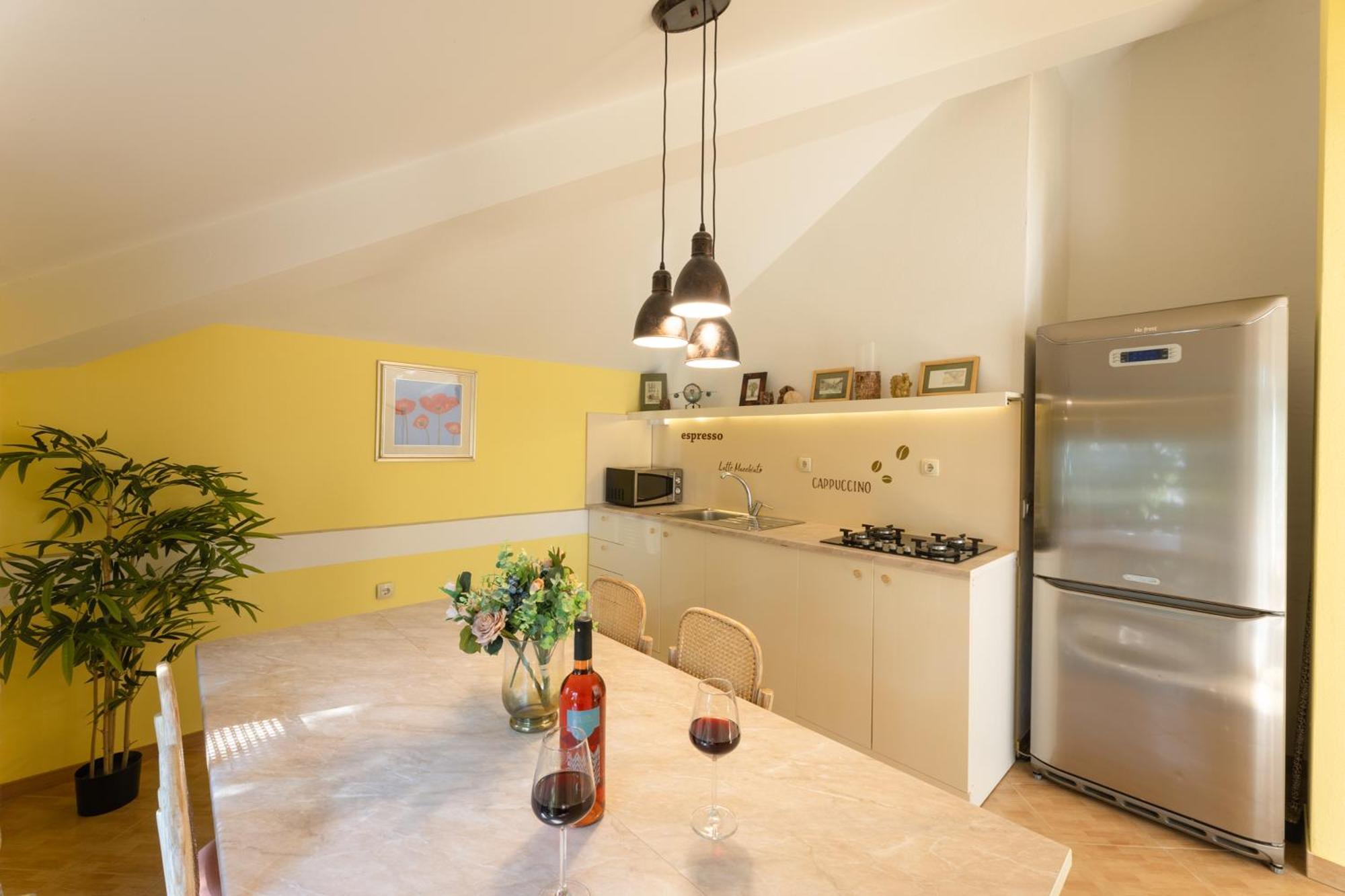 Apartmant With Pool 8 Каштела Екстер'єр фото